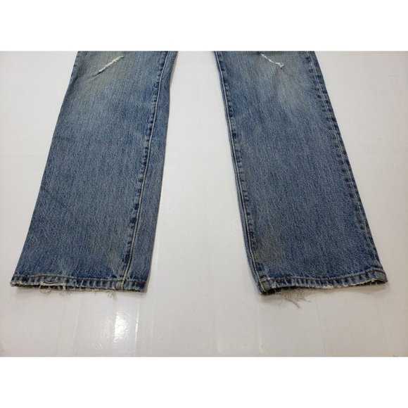 Levis 501 Mens Jeans Straight Leg Button Fly Light Wash Distressed Size 33x32 - Picture 5 of 10